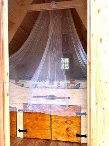 M�rchenh�tte Am Wald Und See