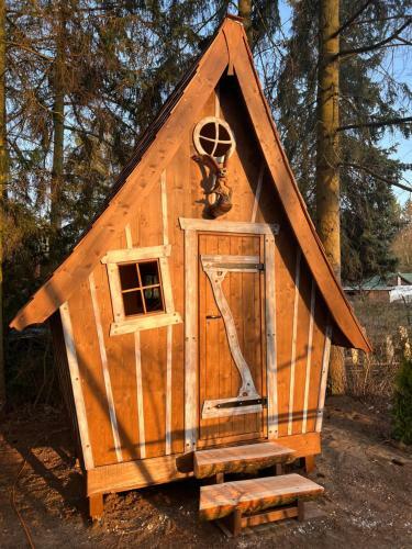 M�rchenh�tte Am Wald Und See