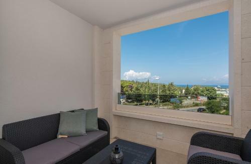 Hostal Apartments Villa Hadria