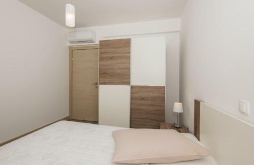 Hostal Apartments Villa Hadria