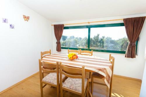 Beach Apartment Puharic