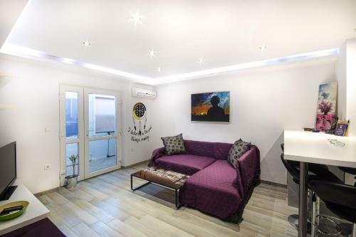 Luna Apartment