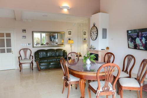 Domizil Opatija A&n, Villa Mit Pool, Sauna U Gro�em Garten