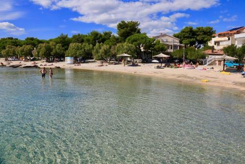 Apartments With A Parking Space Pakostane, Biograd - 16579
