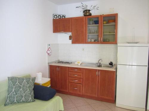 Apartments With A Parking Space Pakostane, Biograd - 18373