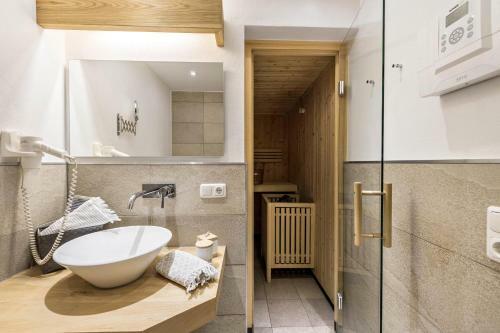 Fischer Apartment B