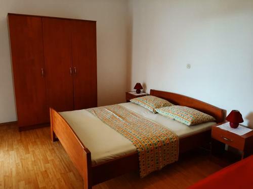 Apartments Bruna - 300m From Beach