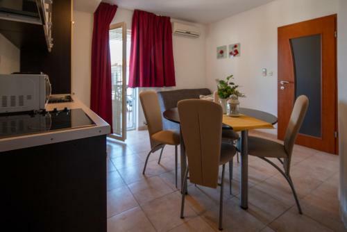 Apartmani Di-ana