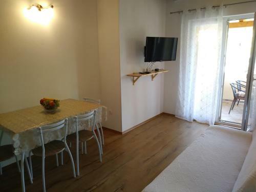 Nives Apartmani