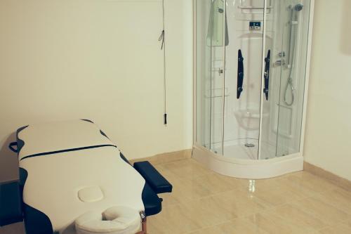Exclusive Apartment In Villa Calista