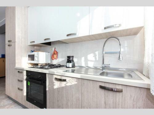Villa Giani Apartments With Swimming Pool