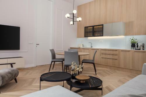 Plaza Apartments