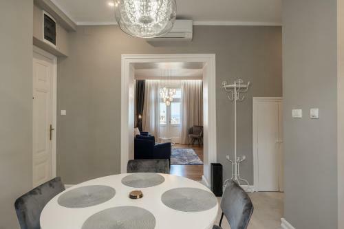Apartamento Luxury Peitho Residence