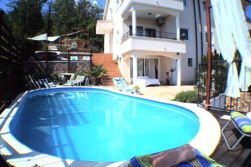 Beautiful Unique Luxury Villa Emily
