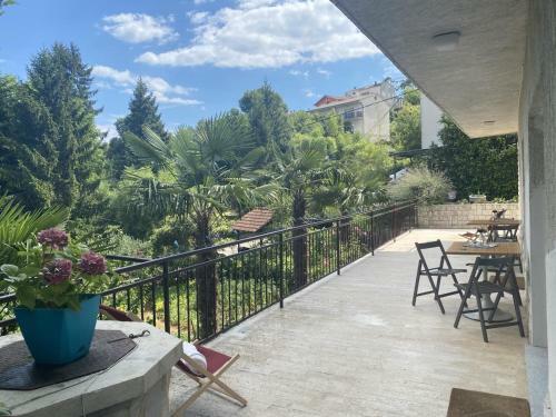 Palme Apartments
