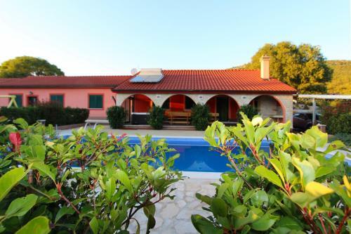 Villa Lujko