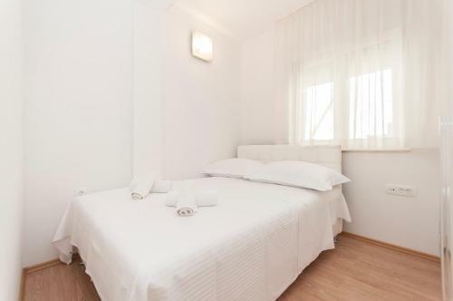 Apartman Mira- Omis