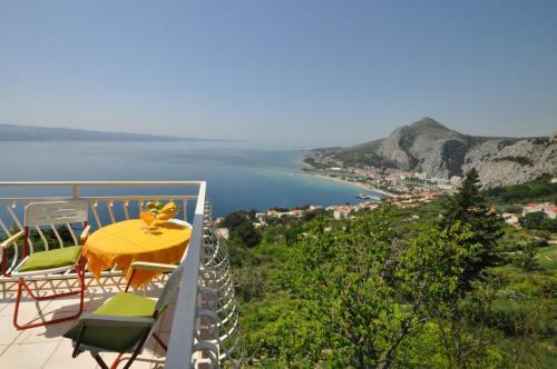 Apartamentos Almissa