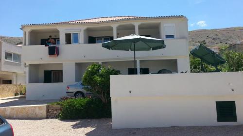 Apartments By The Sea Pag - 17147