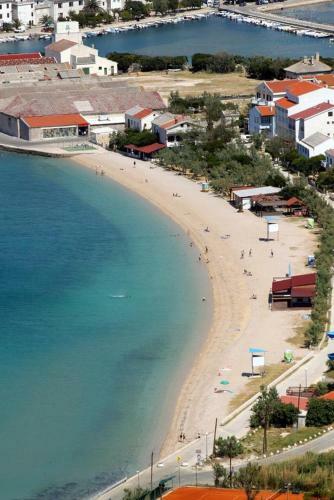 Seaside Apartments With A Swimming Pool Pag - 17752