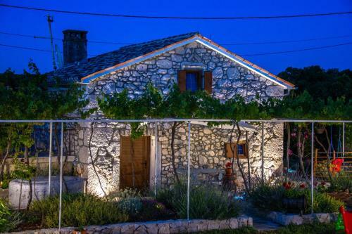 Traditional Stone House St.anton