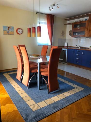 Apartment Alara With A Sea View