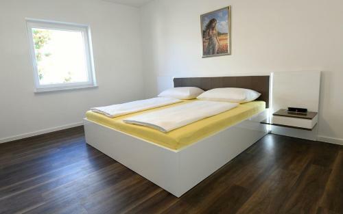 Hostal Apartments Mary