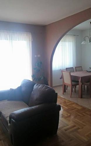 Apartments With A Parking Space Novi Vinodolski - 11127