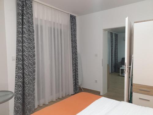 Apartments Ivan?i? 2
