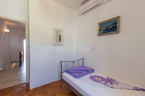Seafront Apartment Mirta
