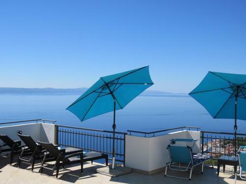 Villa Lea With Private Pool, Tennis Court And Mini Golf Course
