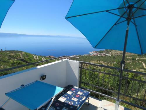 Villa Lea With Private Pool, Tennis Court And Mini Golf Course