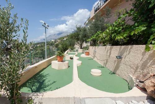 Villa Lea With Private Pool, Tennis Court And Mini Golf Course