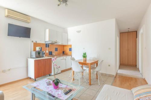 Apartamento Luka 2