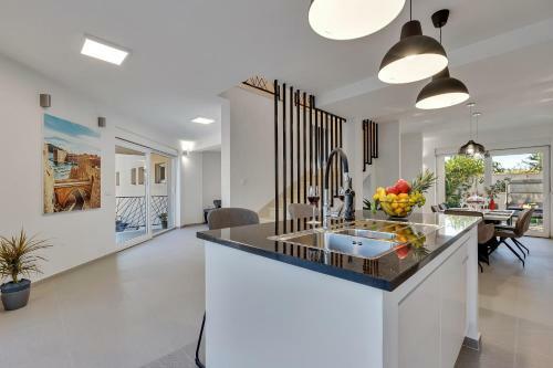 Luxury Apartments Diamond