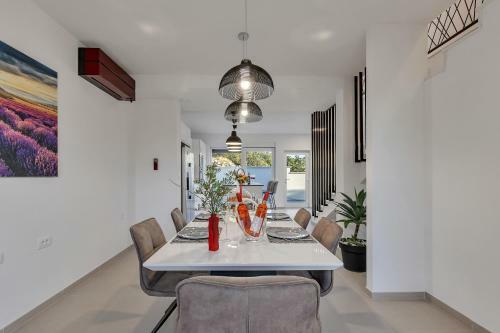 Luxury Apartments Diamond