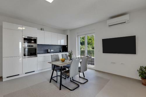 Luxury Apartments Diamond