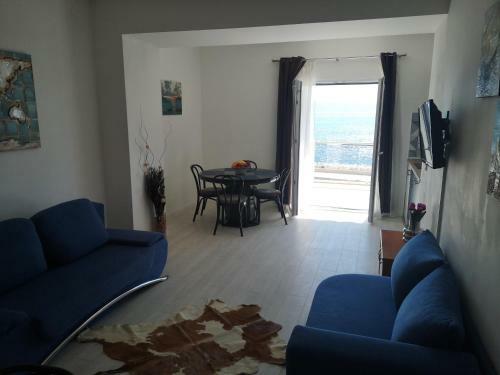 Apartmani California