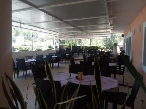 Hostal Pansion Restoran Marin
