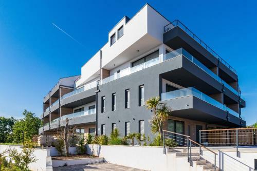 Apartments Medulin By The Sea