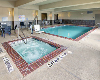 Hotel Comfort Suites Near Northeast Mall
