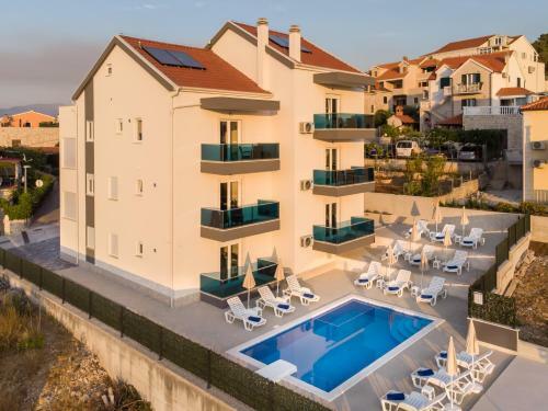 Hostal Apartments Blueview