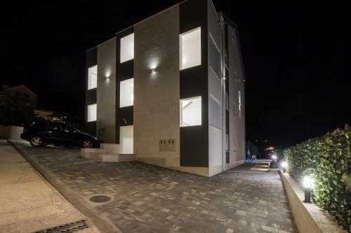 Hostal Apartments Blueview