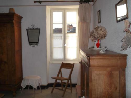 C�t� Cour, C�t� Jardin