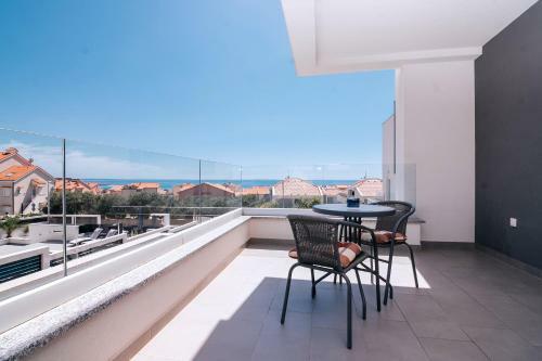 Fantasy View Villa