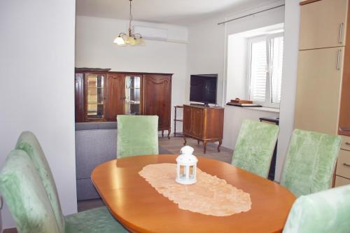 Apartamento Guesthouse " Katini Dvori "