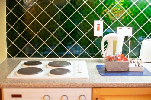 Apartamento The Killary At The Harbour Mills By Shortstays