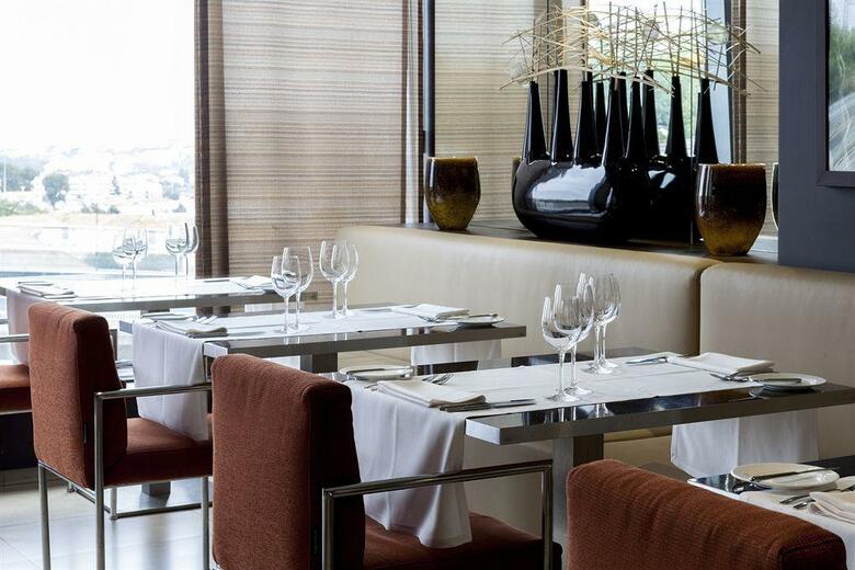 AC Hotel Porto, A Marriott Lifestyle Hotel