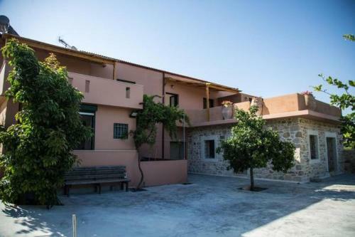 Vrondos Apartments
