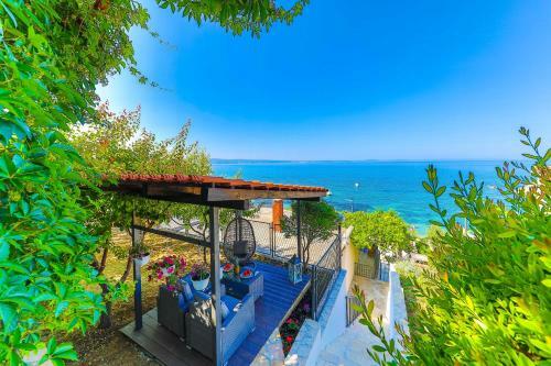 B&r, Beach Studio Apartment